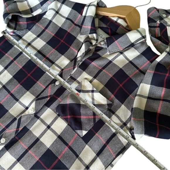 RAILS Hunter Button Down Long Sleeve Flannel Plaid Shirt Size Small - Picture 6 of 8